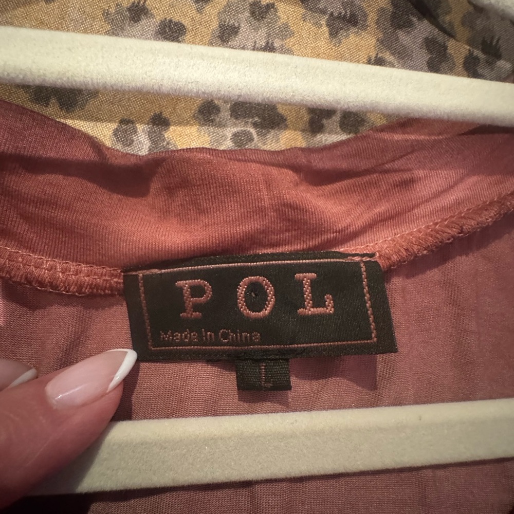 POL Dusty Rose Tunic with Lace Accents - Picture 2 of 6